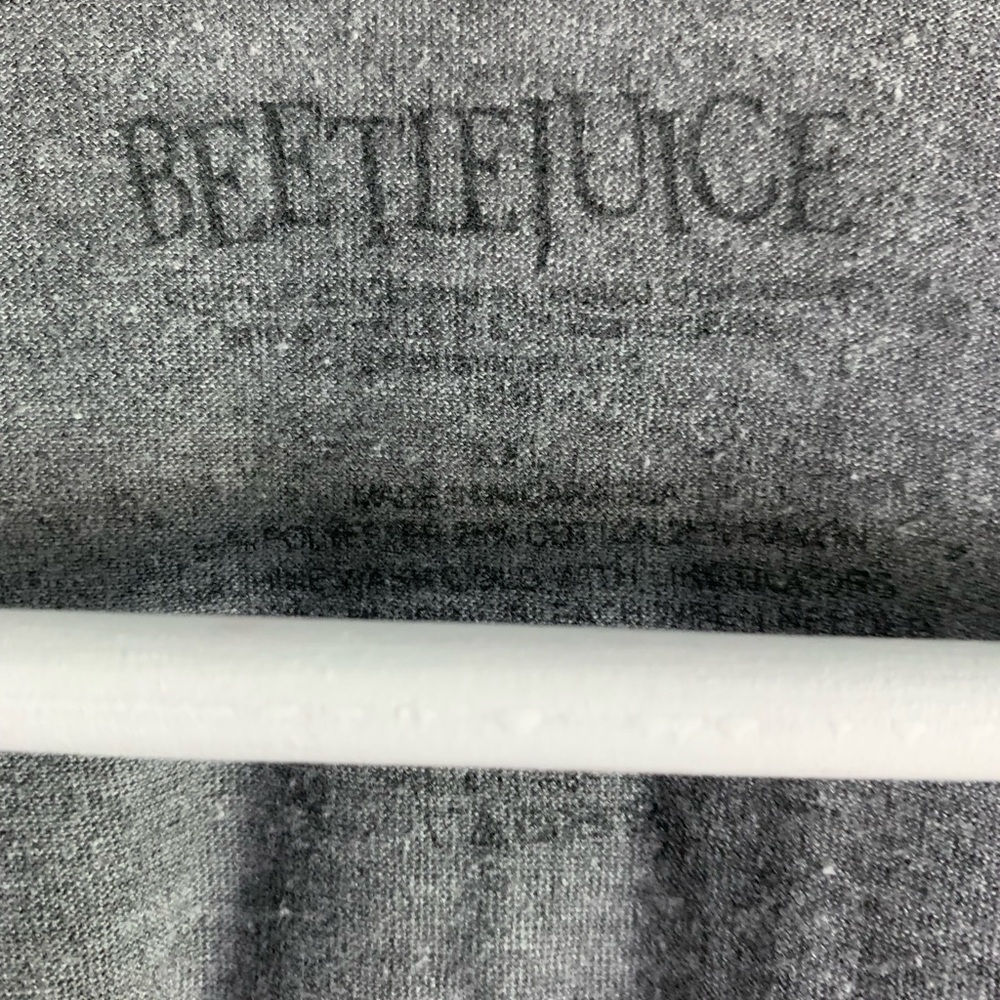 🪲 Beetlejuice Graphic Raglan Tee 🪲 - Picture 3 of 4